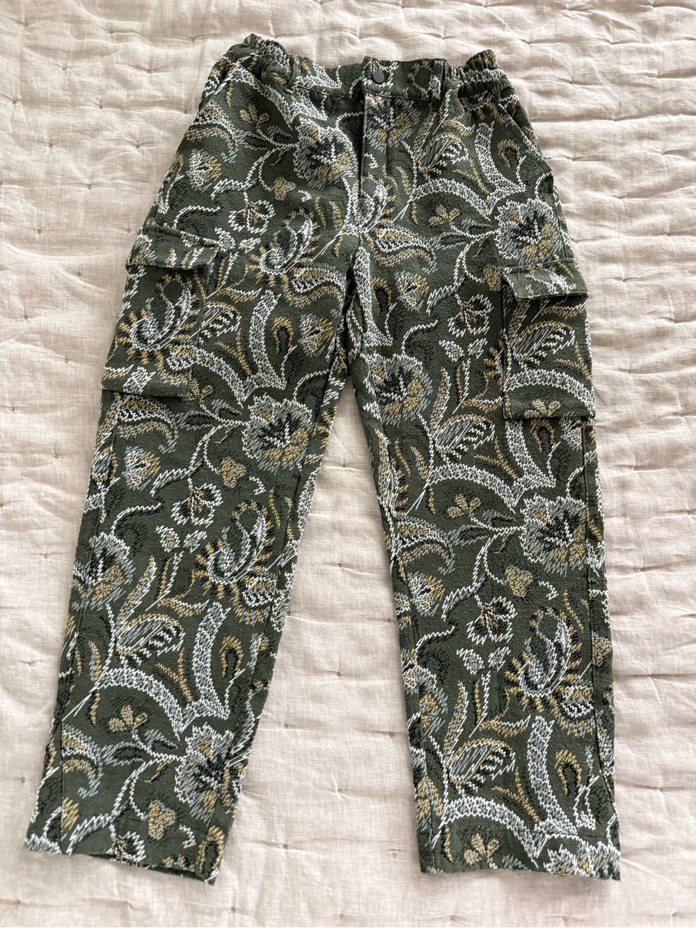 Maison Article floral Tapestry Cargo Joggers Size Medium